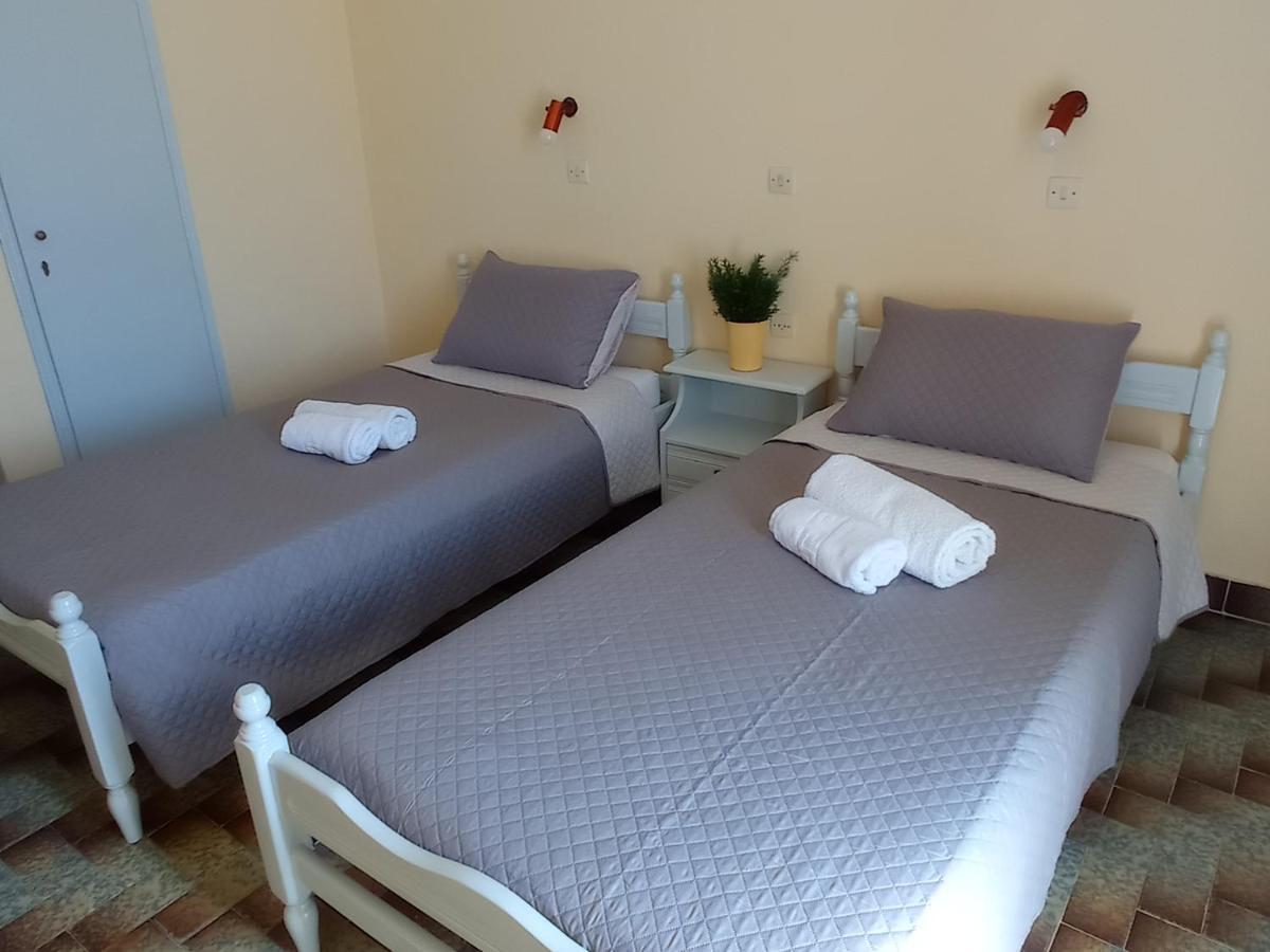 Hermes Kavos Ngoại thất bức ảnh