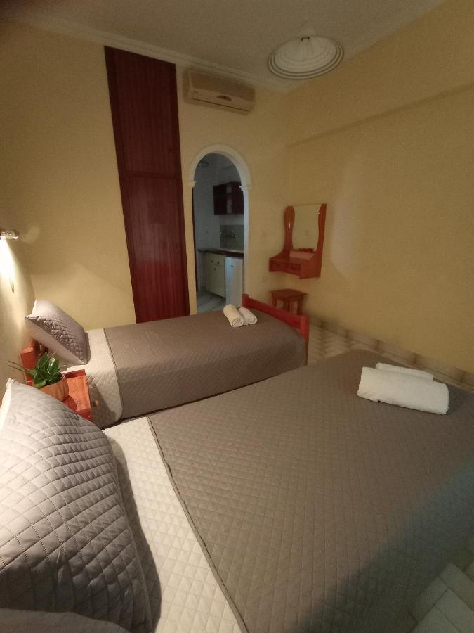 Hermes Kavos Ngoại thất bức ảnh