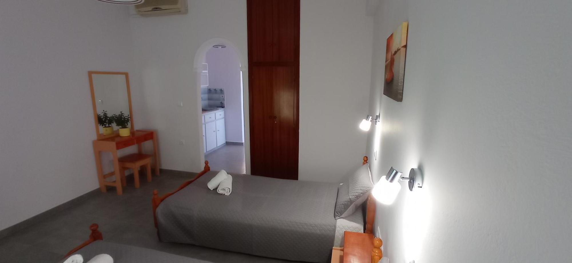 Hermes Kavos Ngoại thất bức ảnh