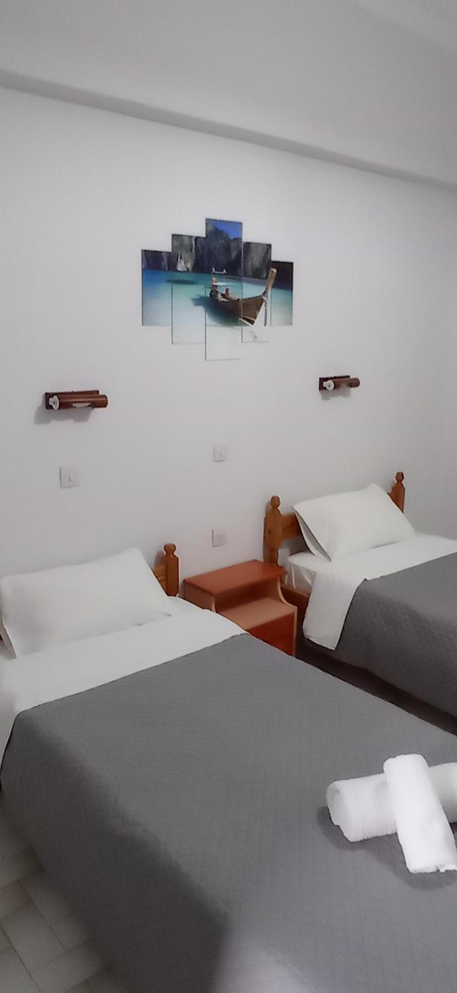 Hermes Kavos Ngoại thất bức ảnh