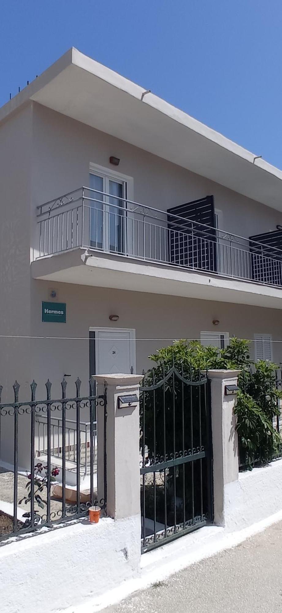 Hermes Kavos Ngoại thất bức ảnh